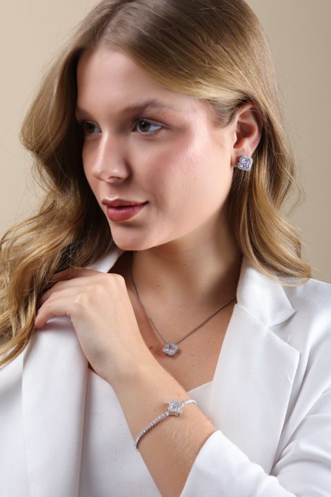 CONJUNTO ISIS TREVO