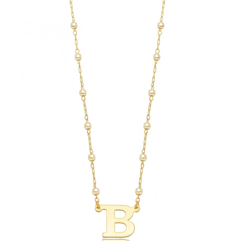 Colar Inicial com Pérolas – Banho de Ouro 18k