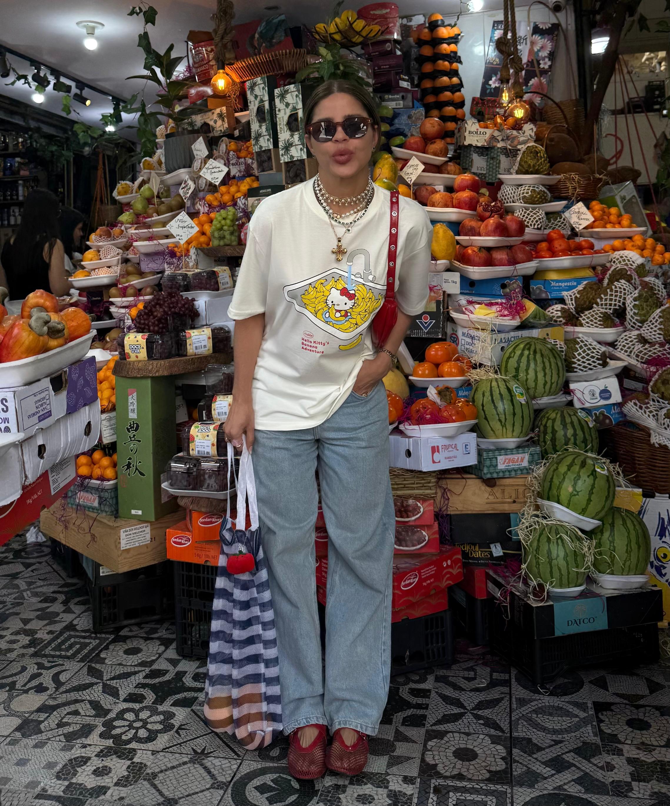 T-SHIRT - HELLO KIT - FRUTAS