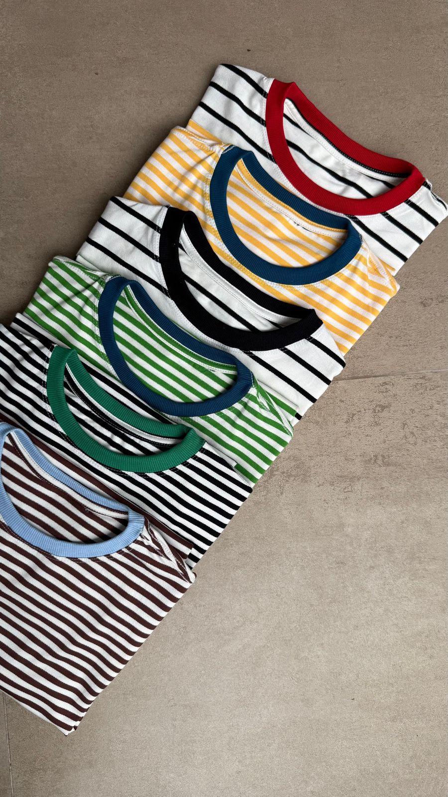 T-SHIRT - LISTRAS